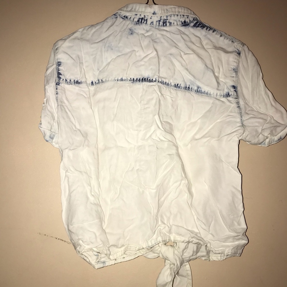 Button up t-shirt - Picture 4 of 4